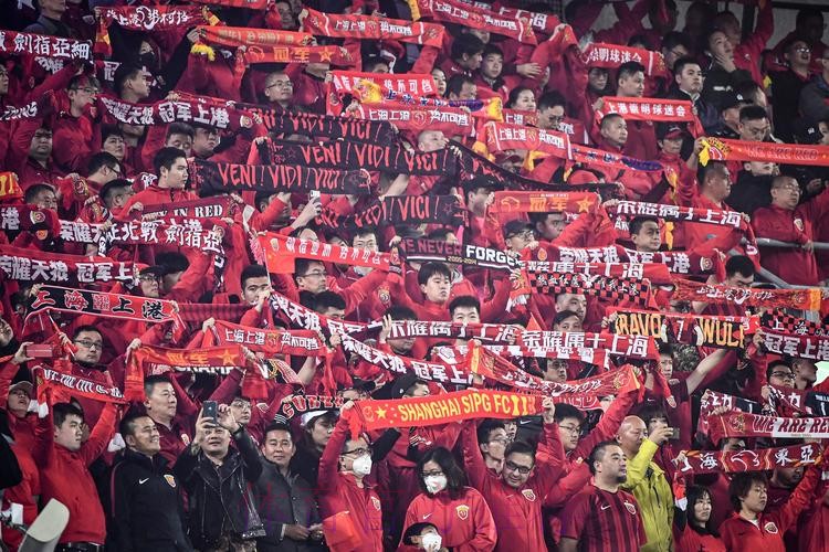 足协杯八强战首回合 北京中赫国安2:1力克上海上港